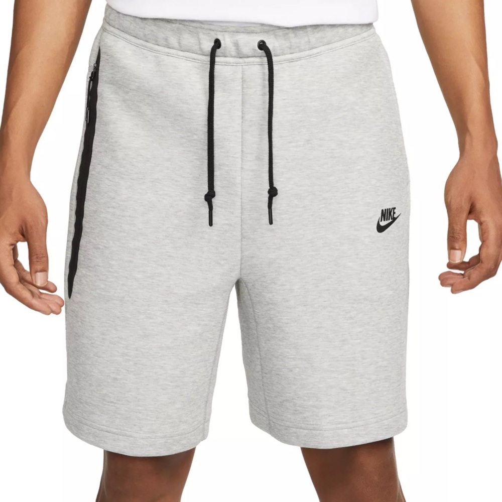 NWT Nike Men’s Tech Fleece Shorts, XL